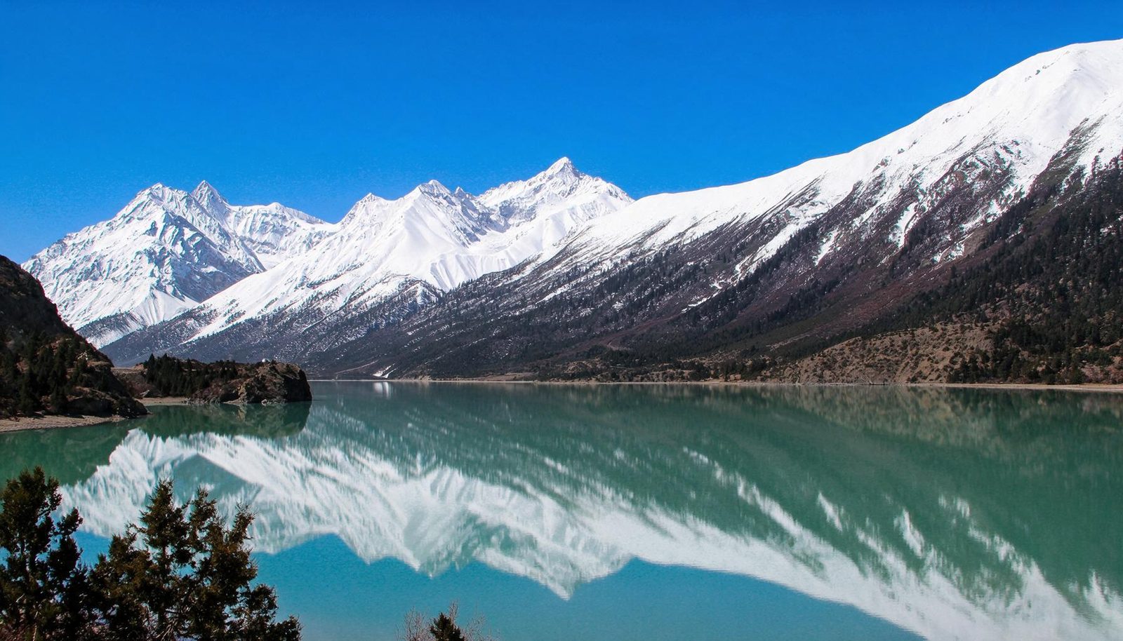 然乌湖