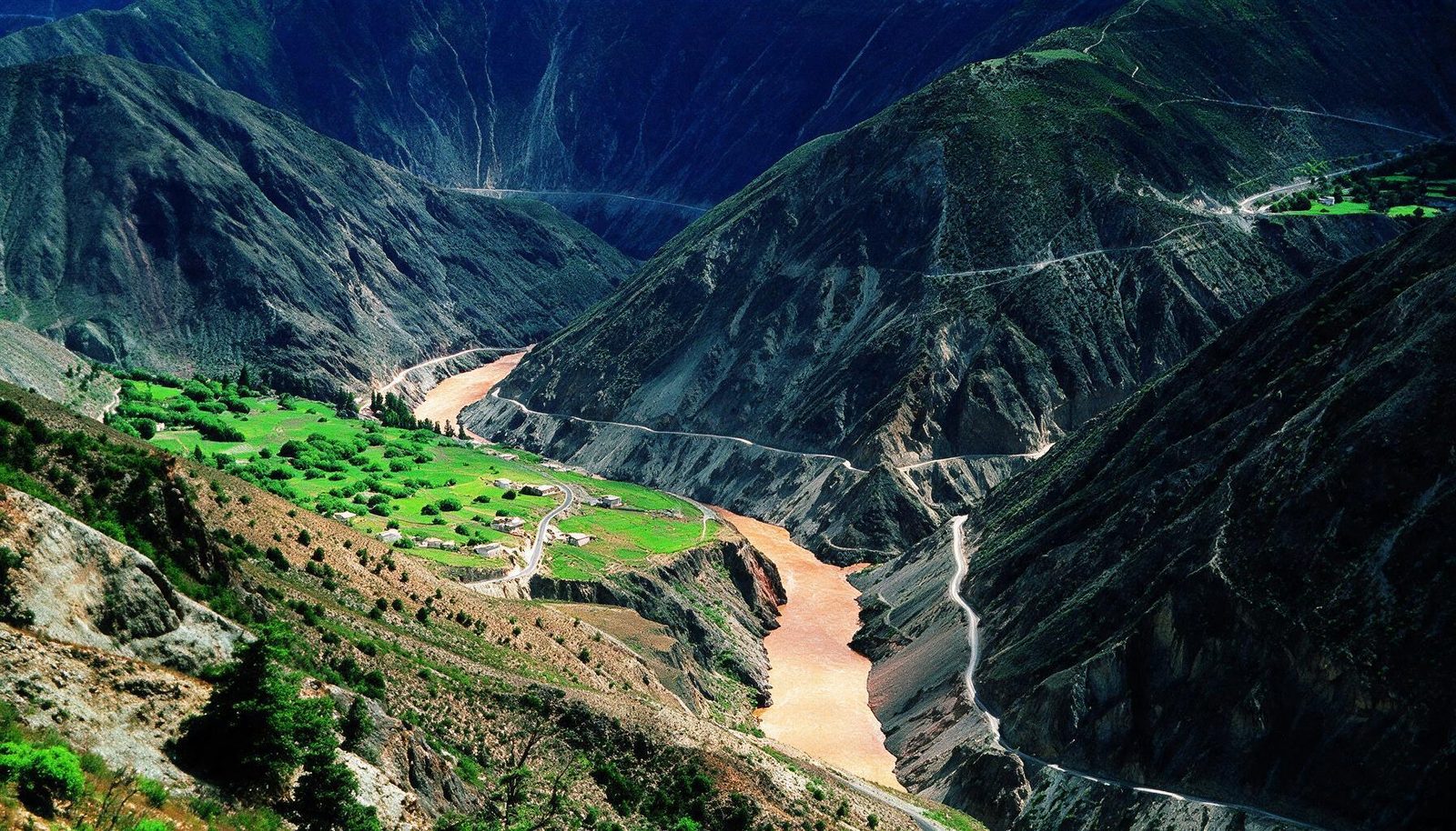 澜沧江峡谷